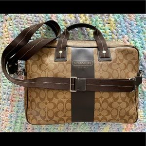 AUTHENTIC Coach Messenger bag